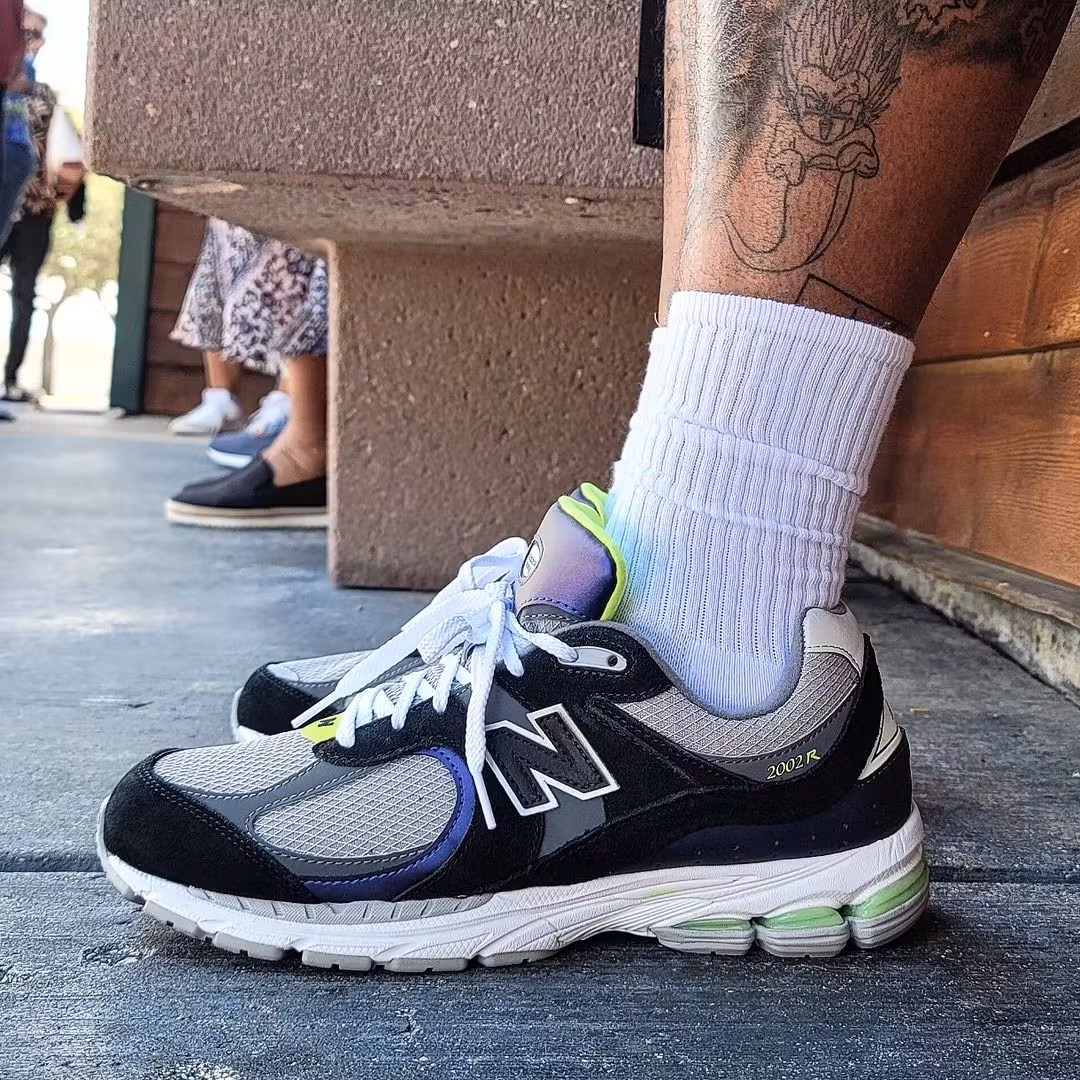 New Balance 2002R DTLR Exclusive 'Purple Noir' M2002RHI New Balance 2002R DTLR Exclusive 'Purple Noir' M2002RHI